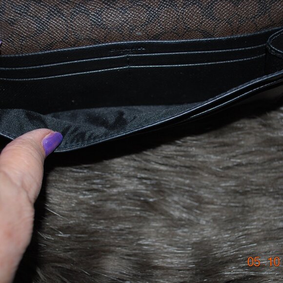 Coach Wallet New - Picture 3 of 6